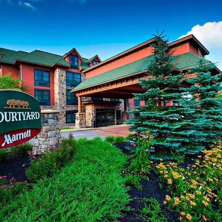 Courtyard Marriott Lake Placid Hotel Exterior photo