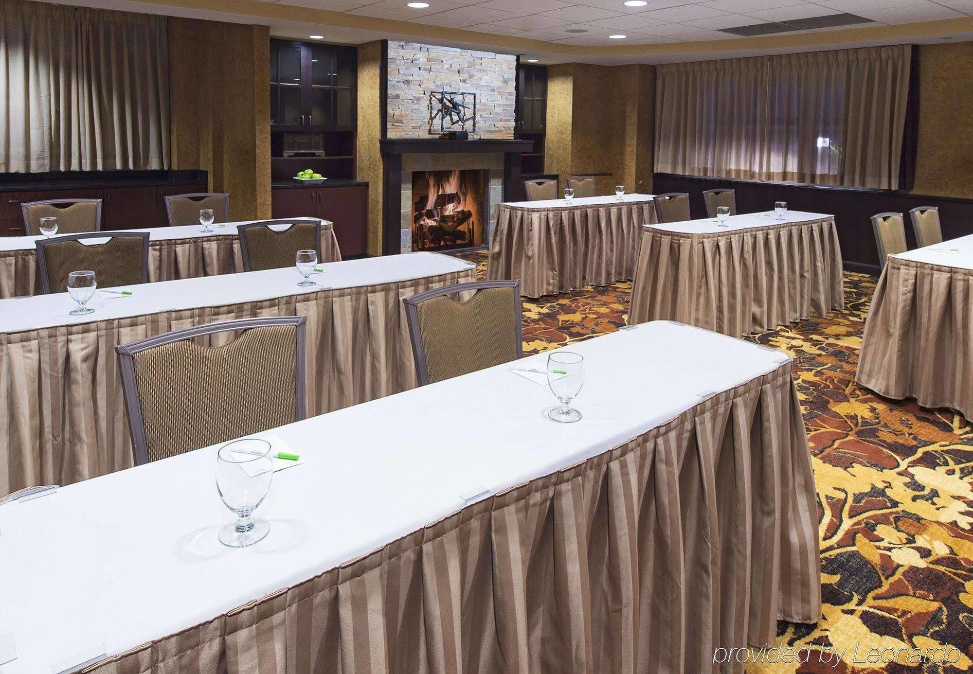 Courtyard Marriott Lake Placid Hotel Exterior photo